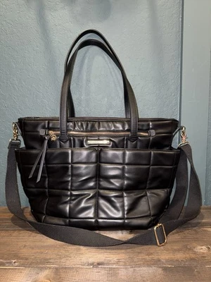 Poppy & Peonies X The Birds Papaya The Ultimate Bag Quilted Travel Tote Large - Image 1 of 4