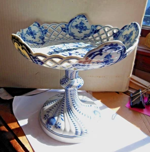 Damaged Vintage Meissen Blue Onion Compote Centerpiece Porcelain Pierced - Picture 1 of 11