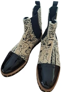 Free People Atlas 41 oder Gr. 11 Lack Nieten Stiefel grau - Bild 1 von 3