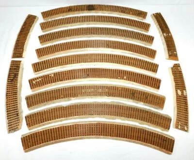 ELEVEN Tru Scale HO scale Roadbed Wooden Vintage 20" radius CURVES no rails - Image 1 of 4