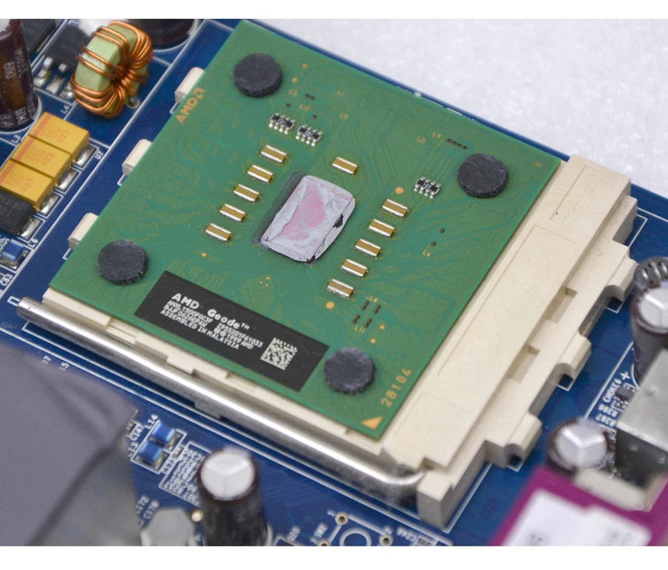 CPU Processor AMD Geode ANXL1500FGC3F 1000 MHZ 1 GHZ Socket 462 Processor CPU-4 - Image 1 of 1