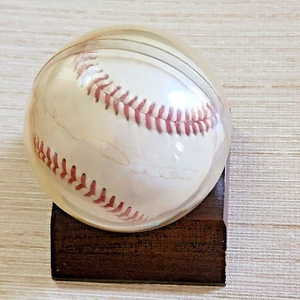Mike Ditka signierter Wilson A1010 Baseball in Schutzhalter - Bild 1 von 8