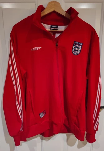 Umbro Soccer England Team Jacket Zipped Red Mens Size M Medium Full Zip track Cover