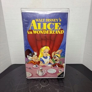 Disney ALICE IN WONDERLAND  VHS Classic Black Diamond Vintage Tape ClamShell - Picture 1 of 5