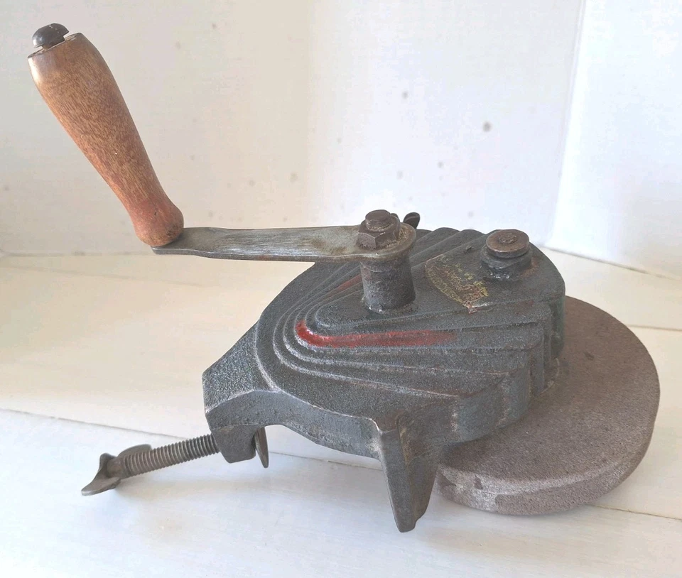 Vintage Bench Mount Hand Crank Grinder 4.5" Grinding Wheel Clam Shell Case. - Image 1 of 4