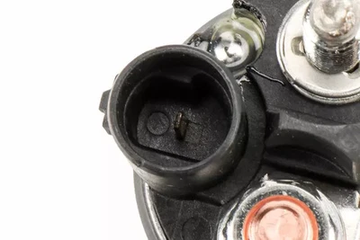 Genuine GM Starter 24588465 - Image 1 of 3