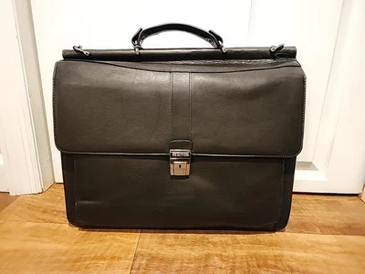 Estuche para computadora portátil Kenneth Cole Reaction de cuero negro 529445 Foto 1 de 4