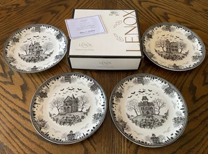 Platos de postre Lenox Haunted Village 4 piezas con casas embrujadas 8" en caja con certificado de autenticidad - Imagen 1 de 19
