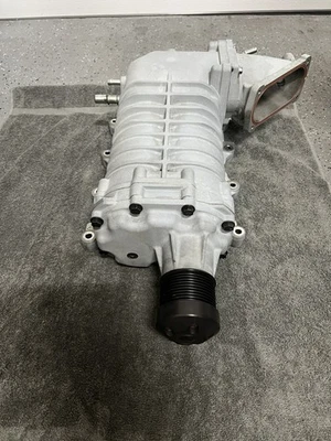 2007-2012 Ford Mustang Shelby GT500 Supercharger 5.4L Eaton M122 SVT COBRA OEM - Image 1 of 4