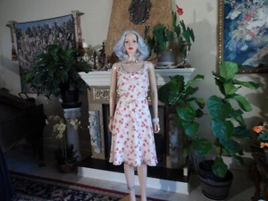 New Escada Ivory Cream 100% Silk Floral Print Fit & Flare Dress Size 38-US 8 - Picture 1 of 24