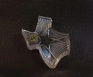 Waterford Crystal Standing Texas Star Paperweight 4" - Picture 1 of 3