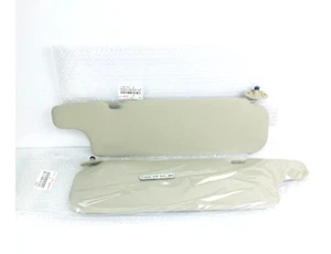 Juego de sombras de viseras de sol genuinas toyota lh & rh 74310-90k11-08 / 74320-60300-a0 - Imagen 1 de 7