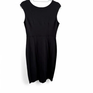 Magaschoni Collection short pencil body-con little black zipped dress size 4 - Picture 1 of 5