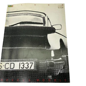 Vintage Revell Models Catalog 1986 Porsche Cover Paperback Magazine 83083 - Bild 1 von 5