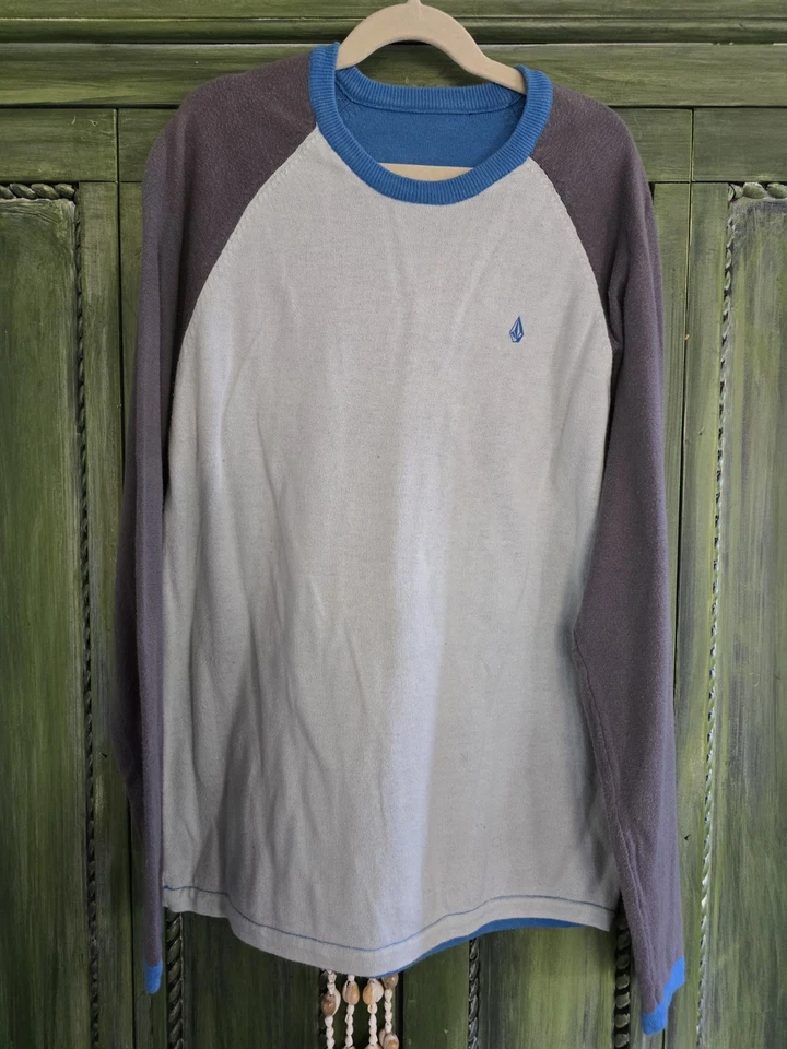 Boys Size 12/14 Volcom Blue Reversible Sweater - Image 1 of 4