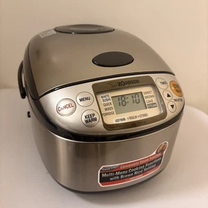 Arrocera y calentador Zojirushi Micom NS-TSC10 - Imagen 1 de 12