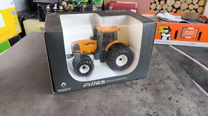1/32 UH UNIVERSAL HOBBIES RENAULT ATLES 935 RZ MIB - Foto 1 di 10