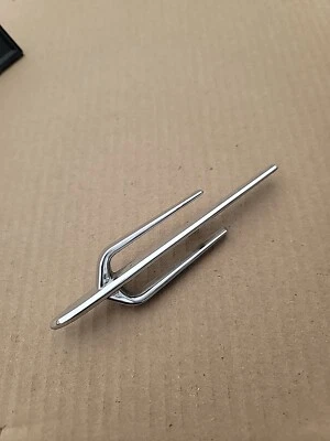 Volvo PV444 PV544 años 60 capó emblema lateral insignia moldura cromada Foto 1 de 4