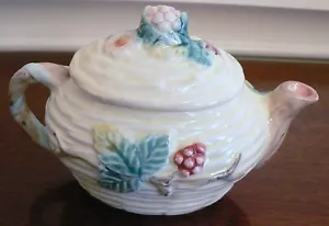 THE HALDON GROUP "BERRY" PORCELANA CREMA JARRA BLACKBERRY BASKETWEAVE 1988 - Imagen 1 de 4