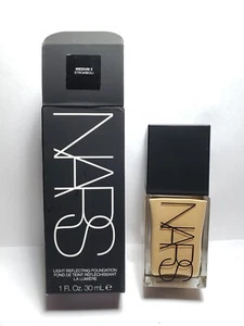 NARS Light Reflecting Foundation Medium 3 Stromboli 1 oz NIB - Picture 1 of 6