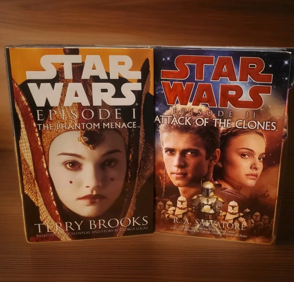LOT Of 2 STAR WARS Phantom Menace / Attack of the Clones 1st Edition Book 1/2 - Image 1 of 4