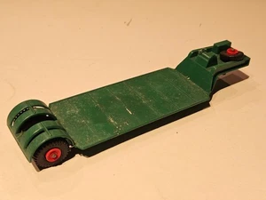Matchbox Series King Size Dyson Low-Loader grün No 17  1:50 /12 - Bild 1 von 2