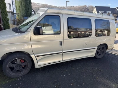 Ford Ecnouline E150 Van Bus - Bild 1 von 4