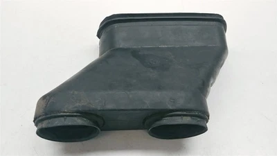 2009 Arctic Cat M8 adaptador de bota de entrada caixa de ar 1670-613 - Imagem 1 de 4