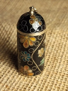 Ciondolo medaglione smalto cloisonne vintage ricordo portapillole profumo fiuto floreale - Foto 1 di 10