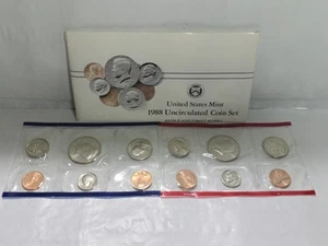 1988 U.S. Mint Set ~ 12 Coins ~ P & D ~ Uncirculated Government Packaging OGP - Picture 1 of 4