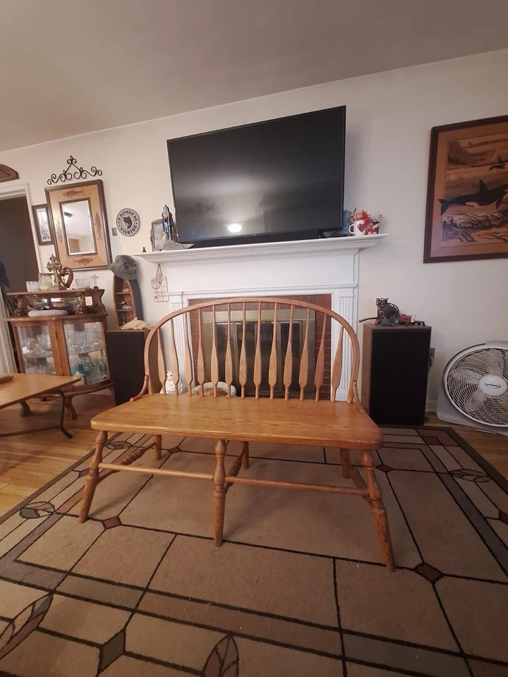 Banco de diáconos de roble macizo hecho por Amish Foto 1 de 1