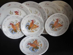 Set of 8 Corelle Country Morning  Dinner Plates & Dessert Plates Roosters - Picture 1 of 4