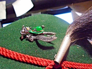 Vintage Child’s German Bavarian Green Wool Felt Hat Garmisch + boar Pins - Picture 1 of 7
