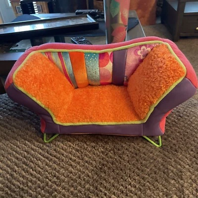 Sofá sofá Groovy Girls 2003 muñeca muebles felpa retro colorido RARO Foto 1 de 4