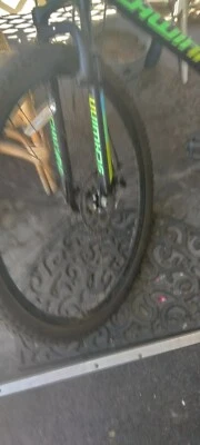 Schwinn Hombres 29" Knowles 21 Velocidades Shimano Engranajes Bicicleta de Montaña/Disco Delantero Brakea Foto 1 de 2