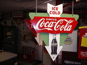 LETRERO PUBLICITARIO 3D COCA-COLA 1940 DÉCADA 1950 ESTILO BOTELLA NOSTÁLGICO - Imagen 1 de 3