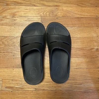 OOFOS OOahh Recovery Slide Womens 10 Mens 8 EU 41 Black Slip On Sandals  - Image 1 of 4