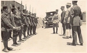 Maroc - AKNOUL - Le Lt-Colonel Leroy, les Commandants Burnol et Bois d'Embrun (? - Bild 1 von 2