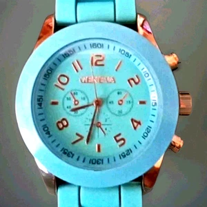 Geneva Teal Blue Women’s Silicone Strap Watch – Quartz Analog Fashion Accessory - Picture 1 of 4