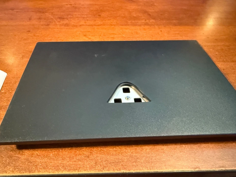 ASUS VP327Q 31.5" 16:9 4K Ultra HD VA LED HDR Monitor - base piece only - Image 1 of 1