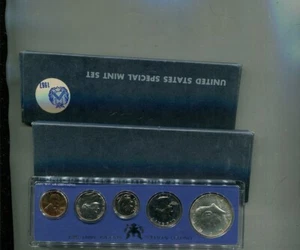 1967 UNITED STATES GOVERNMENT SPECIAL MINT SET LOT OF 3 1966T - Picture 1 of 1