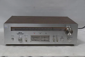 Akai AT-2600 AM/FM Stereo Tuner Component with Variable Output SERVICED -Vintage - Foto 1 di 23