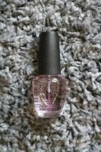 BRAND NEW OPI Nail Lacquer Polish in Natural Nail Base Coat (15ml) - Picture 1 of 3