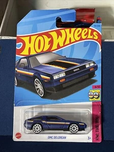Hot Wheels DMC DeLorean #101 HW THE 80'S 8/10 (blu scuro) - Foto 1 di 2