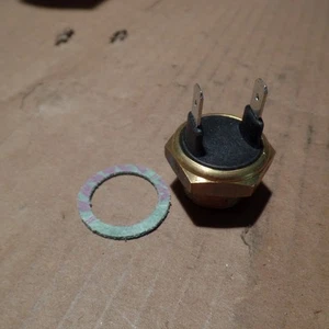 VOLVO MICHIGAN SWITCH RM12709291, 12 709 291, 12709291, BRAZIL MODEL, NIB, N.O.S - Picture 1 of 12