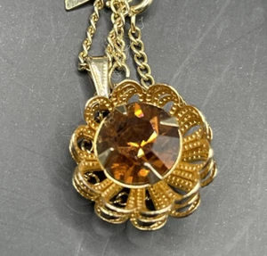 Vintage Sarah Coy Necklace Floral Gold Toned - Picture 1 of 8