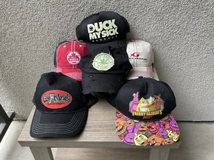 Konvolut 6 Mützen, Mützen gebraucht, verschiedene Farben, wie besehen - Bild 1 von 5