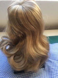 NEUE Puppen - PERÜCKE  Kopfumfang  24-26  cm Nr. 12 !! Langhaar Blond - Bild 1 von 3