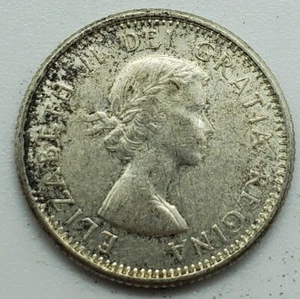 1963 Elizabeth II Silver Dime 10 Cent Coin Canada #88 - Picture 1 of 2