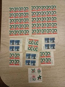 Estampilla postal de Estados Unidos de Navidad 1962, 1963, 1964 bloques sin usar sc 1254-57, 1205, 1240 - Imagen 1 de 8